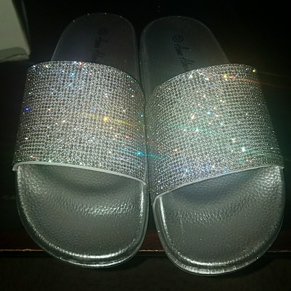 Fancy Slippers - Picture 2 of 4